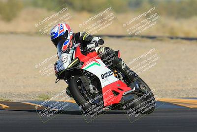 media/May-14-2023-SoCal Trackdays (Sun) [[024eb53b40]]/Turn 7 (740am)/